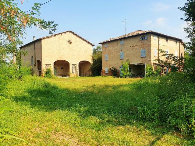 Villetta indipendente in vendita di 700 m² in Via Collecchio