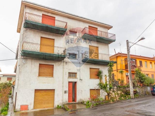 Villetta indipendente in vendita di 700 m² in Via Cassone, 25