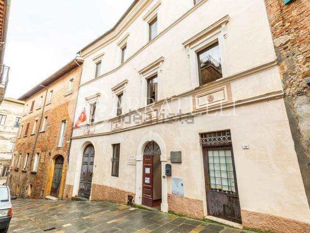 Villetta indipendente in vendita di 700 m² in Via di Gracciano nel Corso