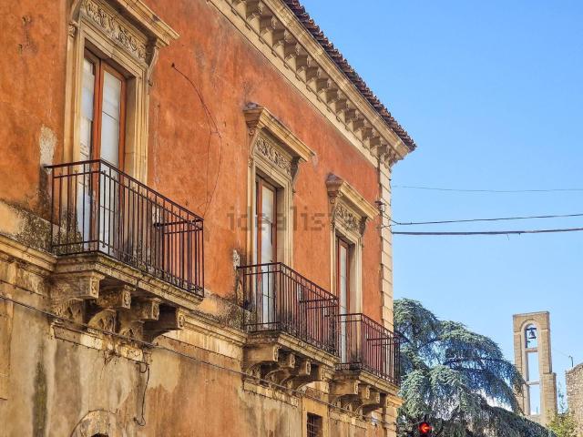 Villetta indipendente in vendita di 700 m² in Via Felice Cavallotti