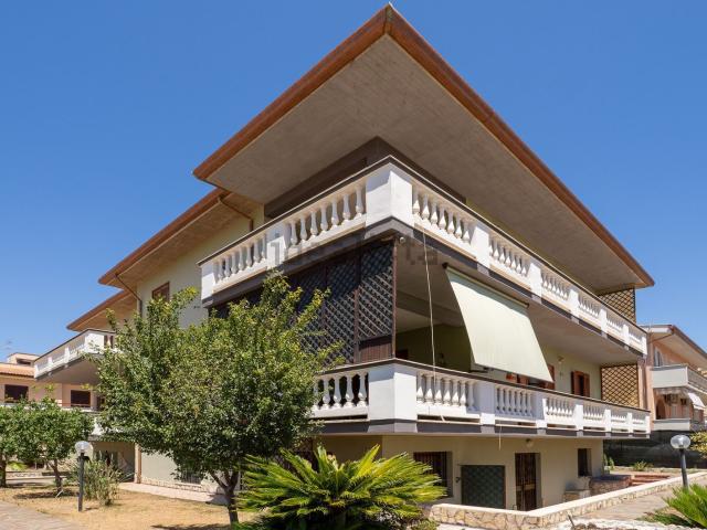 Villetta indipendente in vendita di 700 m² in Viale Europa