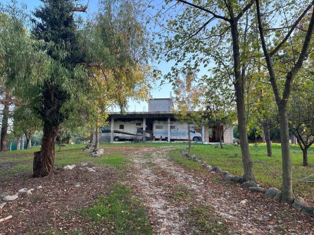 Villetta indipendente in vendita di 700 m² in Contrada Casali