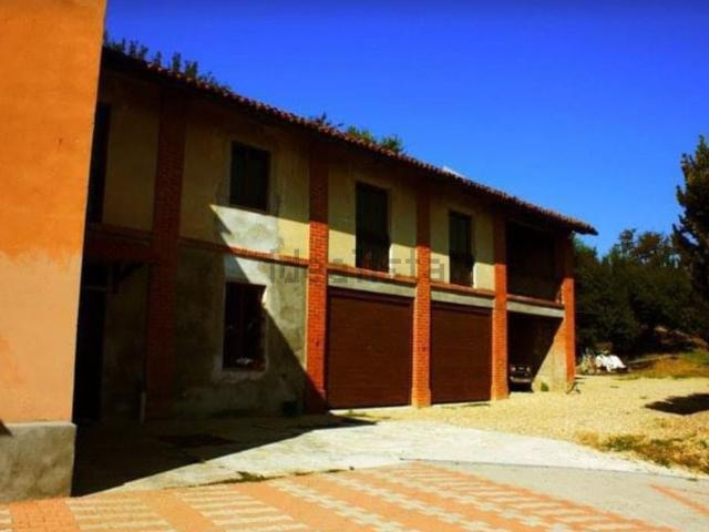 Villetta indipendente in vendita di 700 m² in Strada Santo Spirito, 13