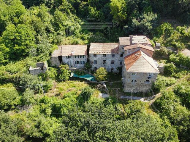 Villetta indipendente in vendita di 700 m² in Strada Provinciale 41