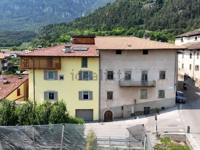 Villetta indipendente in vendita di 704 m² in Via Fies, 15