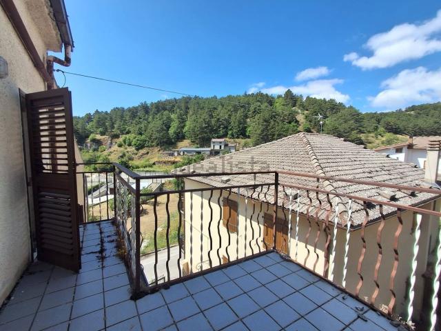 Villetta indipendente in vendita di 70 m² in Salita del Lago, 14