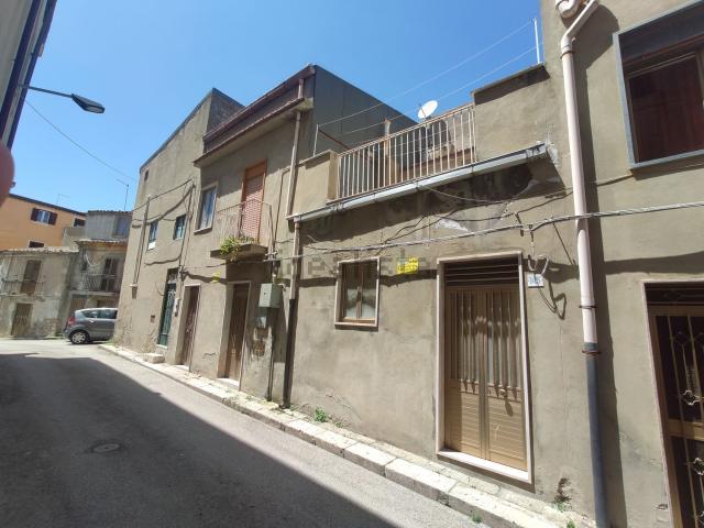 Villetta indipendente in vendita di 70 m² in Via Catania, 141