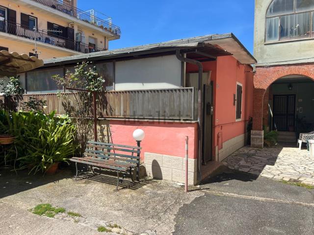 Villetta indipendente in vendita di 70 m² in Via Cesare Battisti, 24