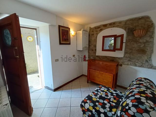 Villetta indipendente in vendita di 70 m² in Via del Colle