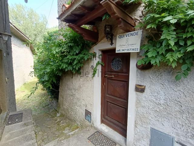 Villetta indipendente in vendita di 70 m² in Via del Colle