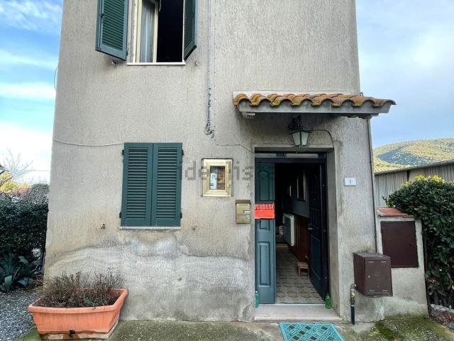 Villetta indipendente in vendita di 70 m² in Via del Lavoro, 1