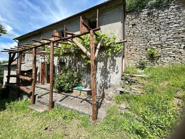 Villetta indipendente in vendita di 70 m² in Via San Piero Montecchio