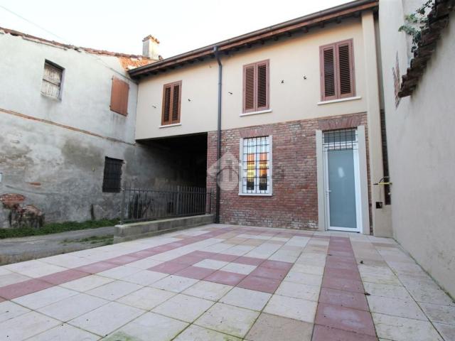 Villetta indipendente in vendita di 70 m² in Via C. Gamba, 7