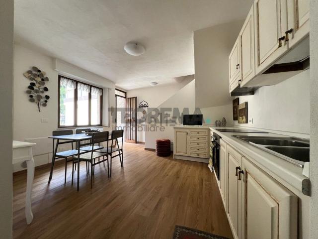 Villetta indipendente in vendita di 71 m² in Via Antonio Locatelli, 11