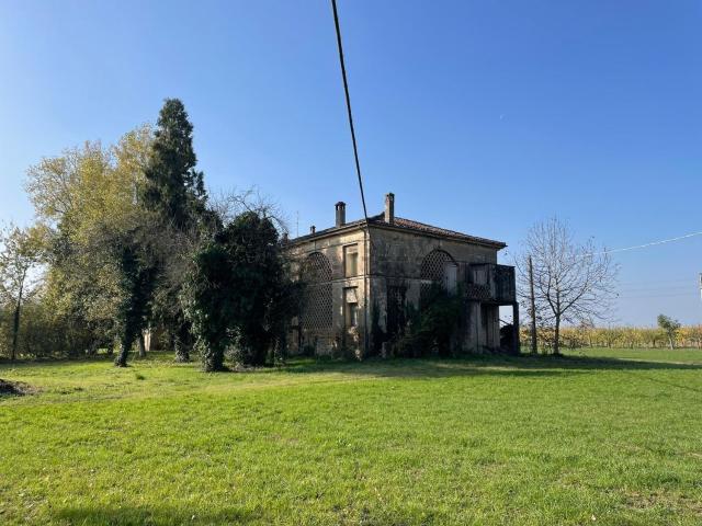 Villetta indipendente in vendita di 723 m² in Via Molino di Sotto, 24