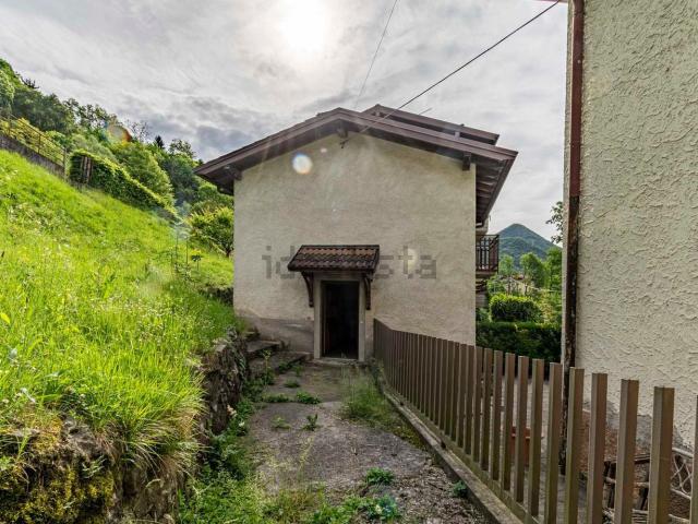 Villetta indipendente in vendita di 72 m² in Via Partigiani