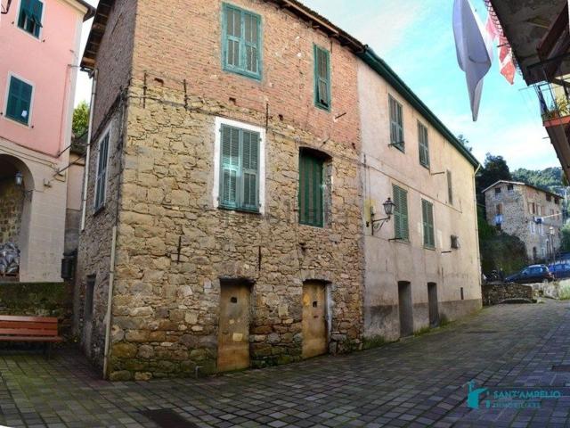 Villetta indipendente in vendita di 77 m²