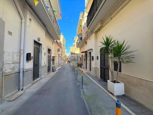 Villetta indipendente in vendita di 74 m² in Via Piccinni