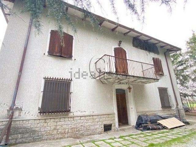 Villetta indipendente in vendita di 750 m²