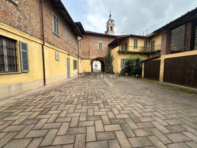 Villetta indipendente in vendita di 758 m² in Via Carlo Botta, 8