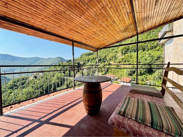 Villetta indipendente in vendita di 75 m² in Salita ai Prati, 3