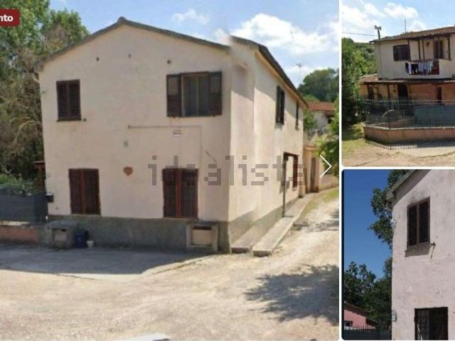 Villetta indipendente in vendita di 75 m² in Via del Commercio