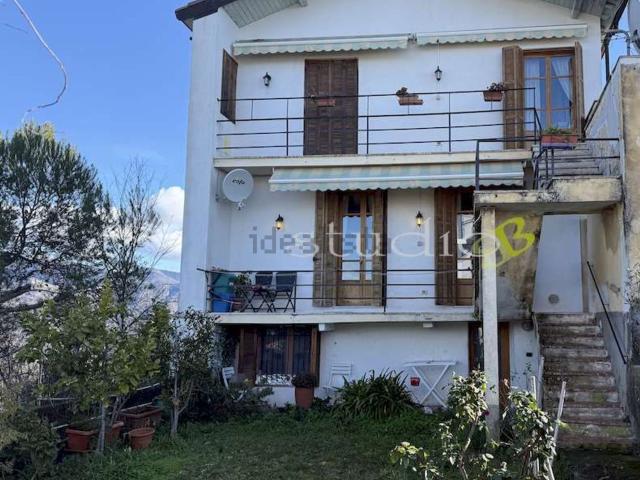 Villetta indipendente in vendita di 75 m² in Via Matteotti