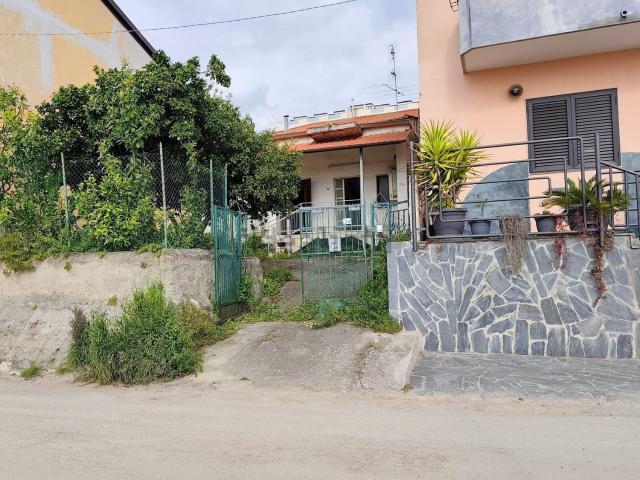Villetta indipendente in vendita di 75 m² in Via Serroni Alto, 24