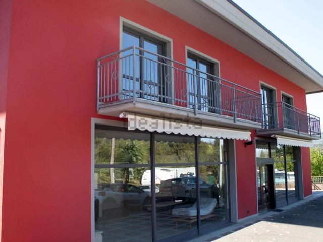 Villetta indipendente in vendita di 790 m² in Via Agro, 47