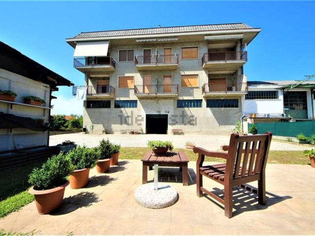 Villetta indipendente in vendita di 800 m²