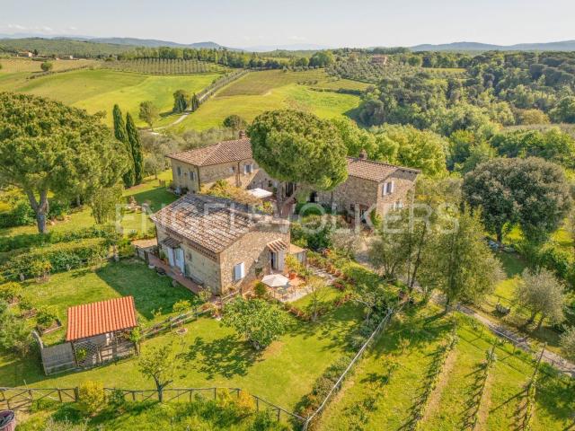 Villetta indipendente in vendita di 800 m²