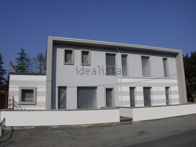 Villetta indipendente in vendita di 800 m² in Via Dante Alighieri, 3