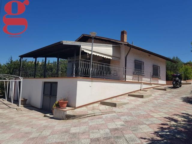 Villetta indipendente in vendita di 80 m² in Contrada Bifaria