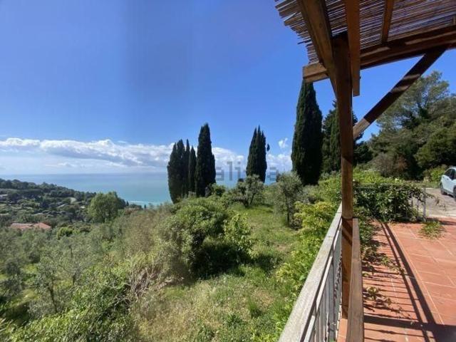 Villetta indipendente in vendita di 80 m² in Località Fiascherino
