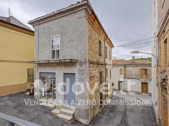Villetta indipendente in vendita di 80 m² in Piazza Umberto I, 1