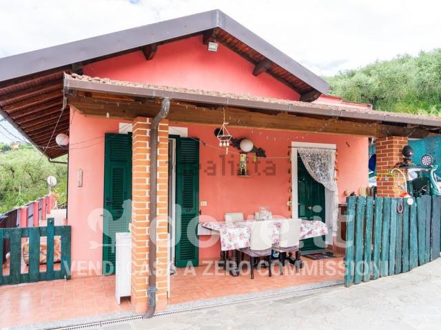 Villetta indipendente in vendita di 80 m² in Strada dei Terzieri, 16