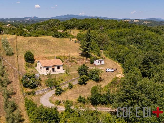 Villetta indipendente in vendita di 80 m² in Via Turanense