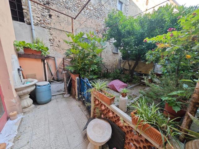 Villetta indipendente in vendita di 80 m² in Via Alessandro Vessella