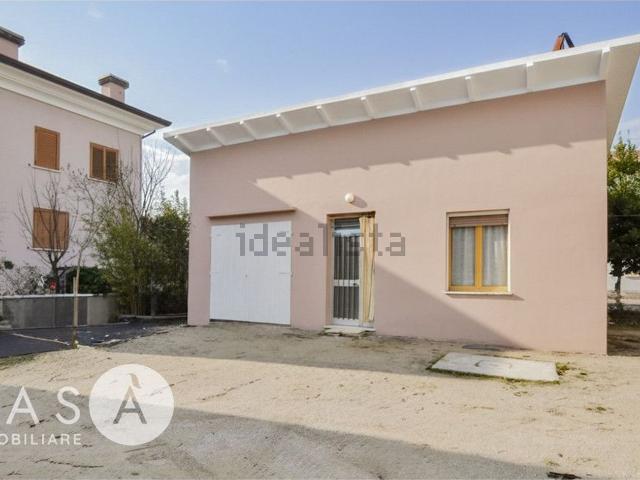 Villetta indipendente in vendita di 80 m² in Via Aquila, 18