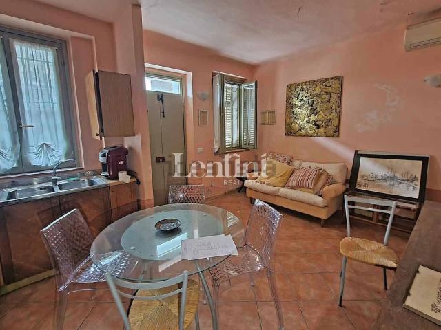 Villetta indipendente in vendita di 80 m² in Via Cavour, 30