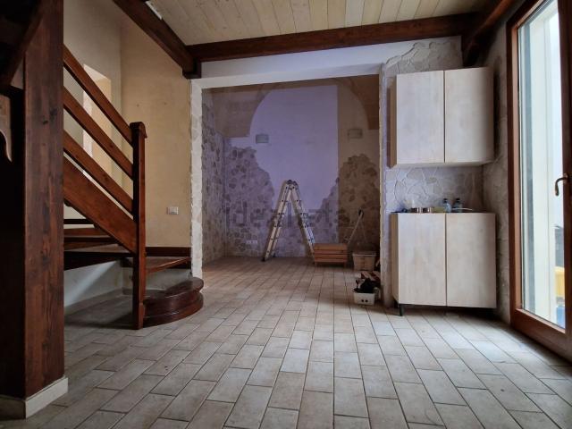 Villetta indipendente in vendita di 80 m² in Via Corsica