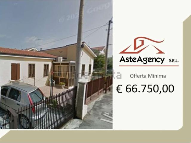 Villetta indipendente in vendita di 80 m² in Via degli Arditi, 102