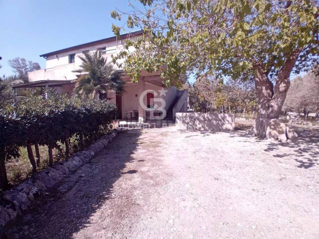 Villetta indipendente in vendita di 80 m² in Via dei Tulipani