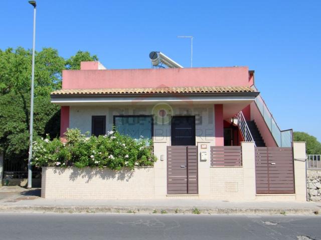 Villetta indipendente in vendita di 80 m² in Via Ettore Fieramosca, 65