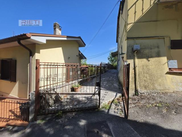 Villetta indipendente in vendita di 80 m² in Via Fontecoppa