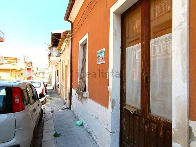 Villetta indipendente in vendita di 80 m² in Via Generale Cantore, 12