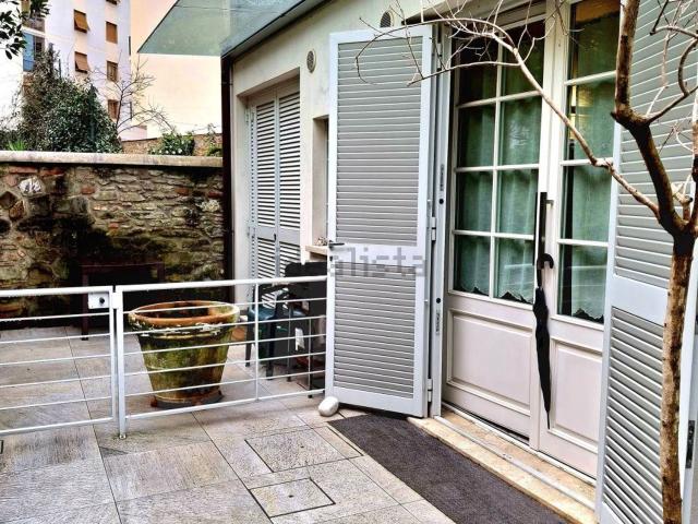 Villetta indipendente in vendita di 80 m² in Via Giovanni Inghirami