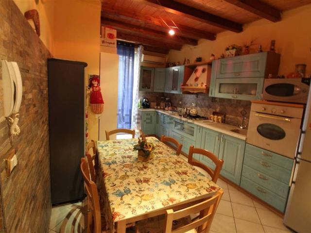 Villetta indipendente in vendita di 80 m² in Via Giulio Cesare