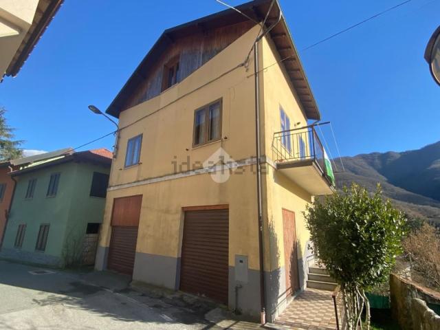 Villetta indipendente in vendita di 80 m² in Via Insurrezione, 23