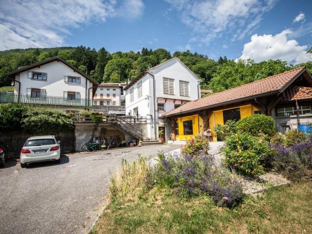 Villetta indipendente in vendita di 80 m² in Via Lutiseit